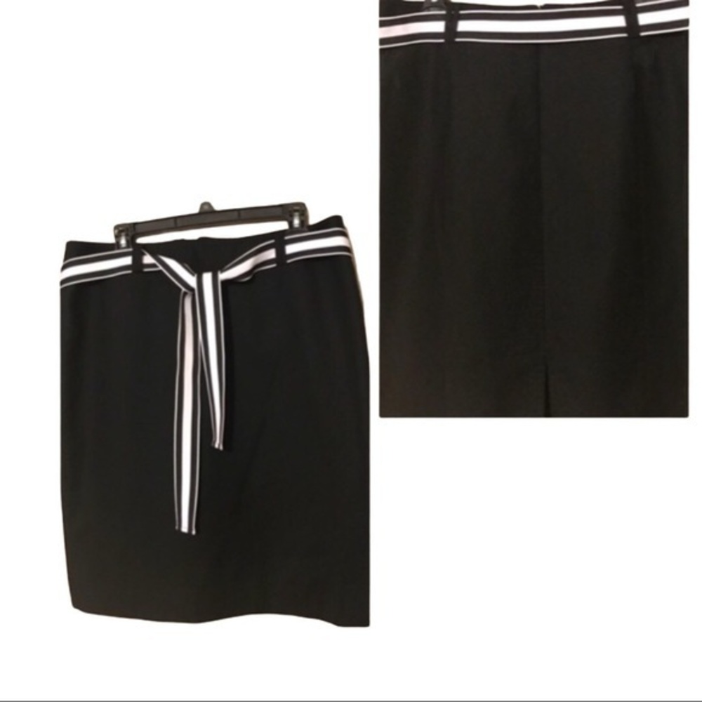 Essentials G black skirt size 14
